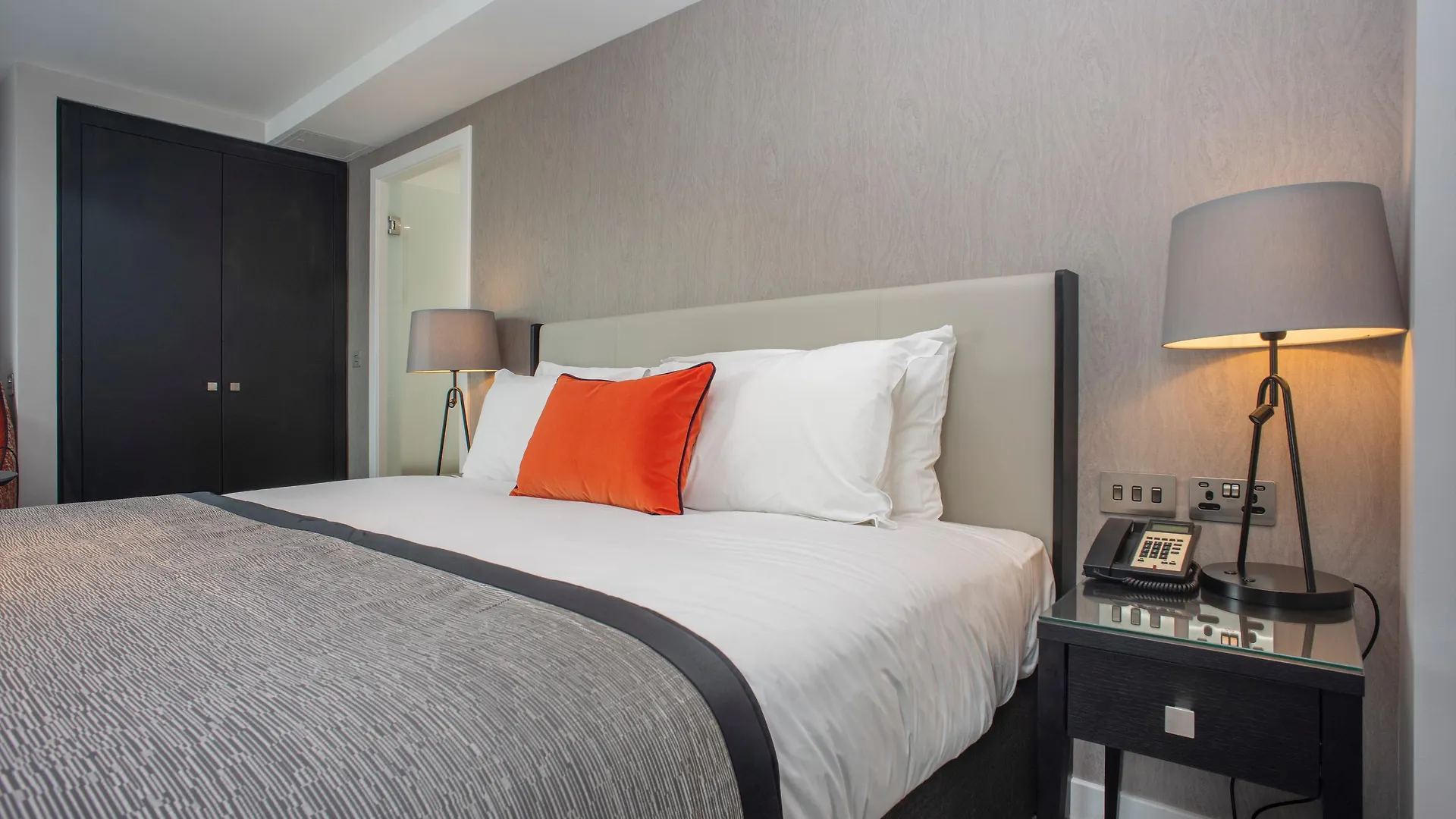 Ten Hill Place Edinburgh 4*,  Storbritannien