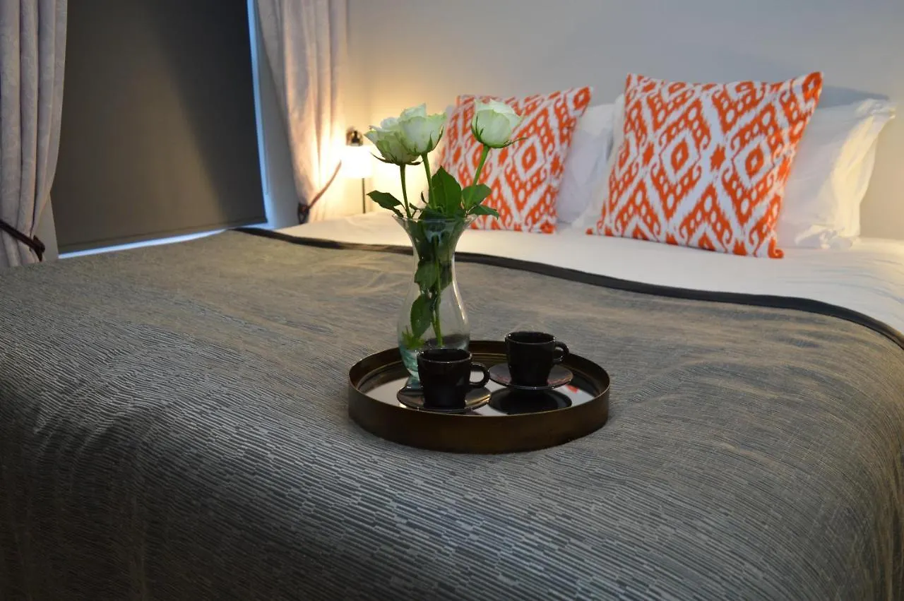 Ten Hill Place Edinburgh 4*,