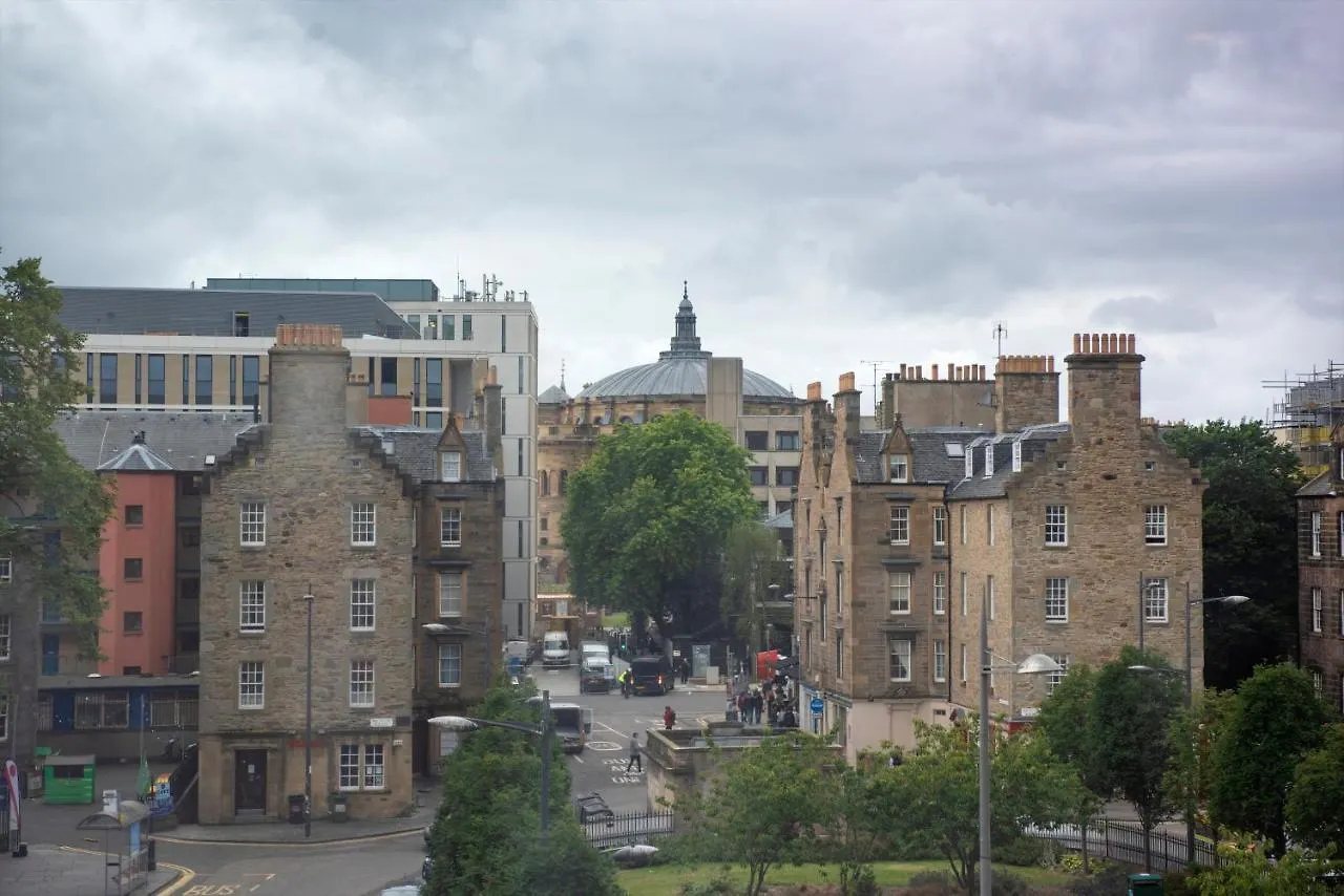 Ten Hill Place Edinburgh
