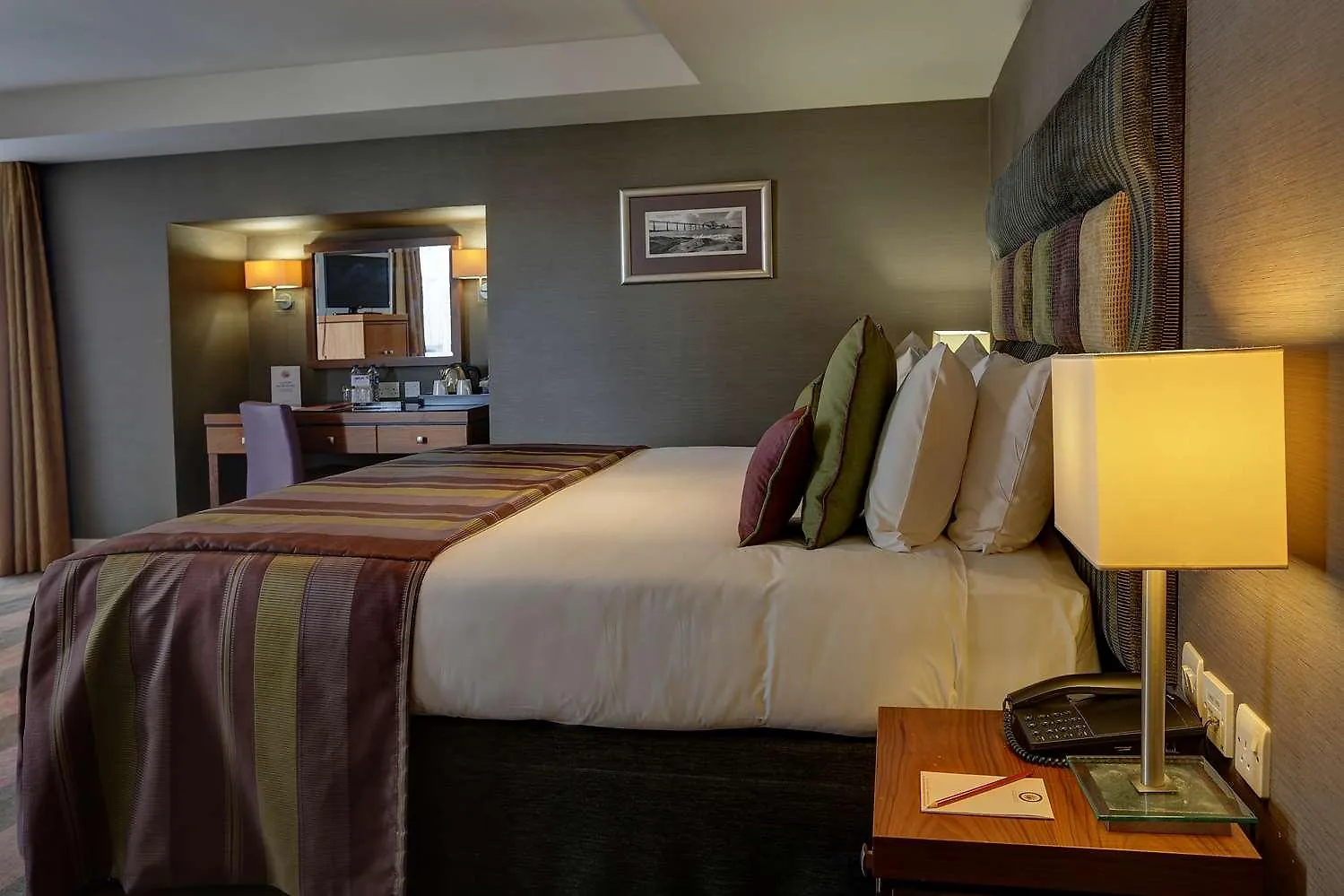 Ten Hill Place Edinburgh 4*,  Großbritannien