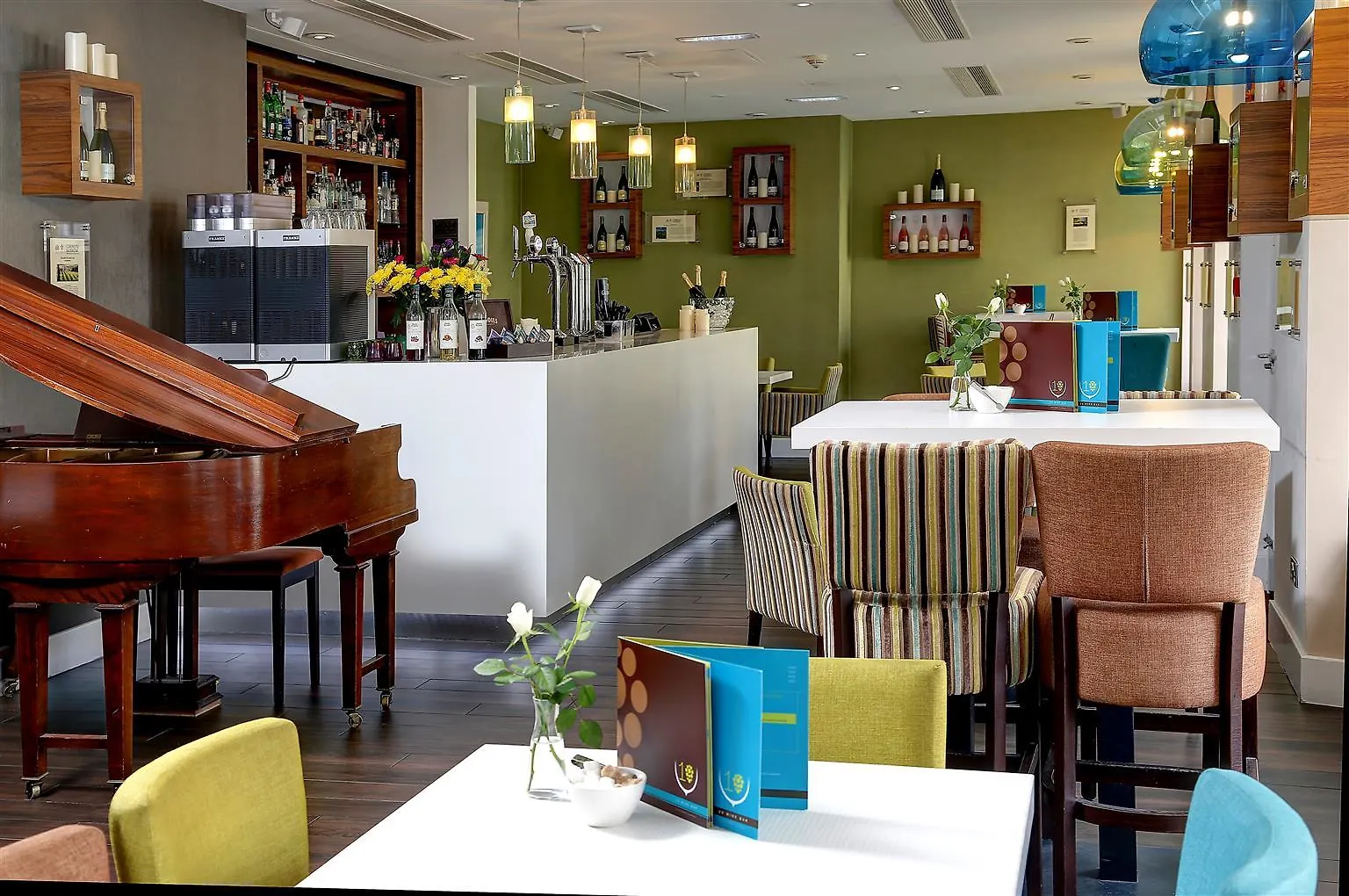 Ten Hill Place Edinburgh 4*,